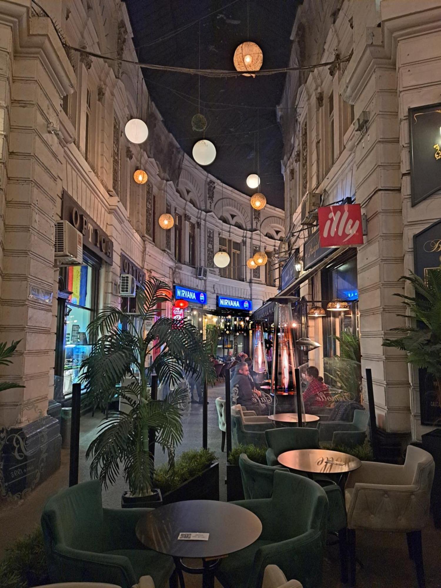 Amytis Flat Old City Bucharest Lägenhet Exteriör bild